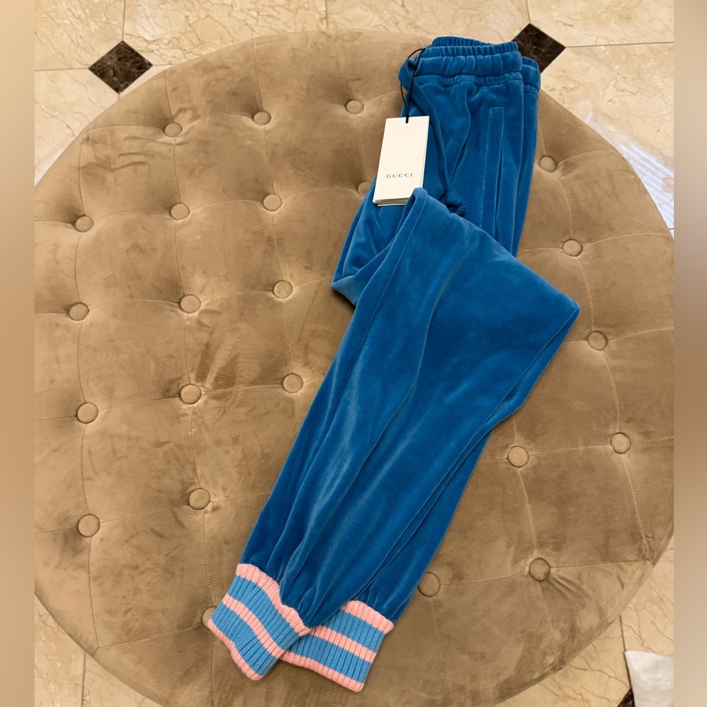 Authentic NWT Gucci Turquoise Velour Joggers